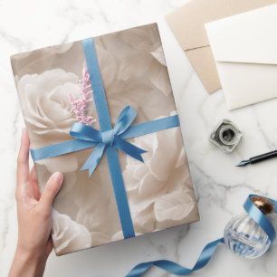 Romantisk krämrosa beige blommönster presentpapper