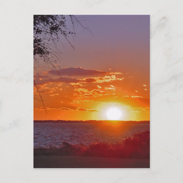 Romantisk solnedgång i havet vykort (Framsida)