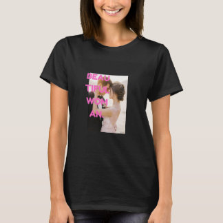 Romantisk Vacker Kvinna Konst T-Shirt – Elegant Kv
