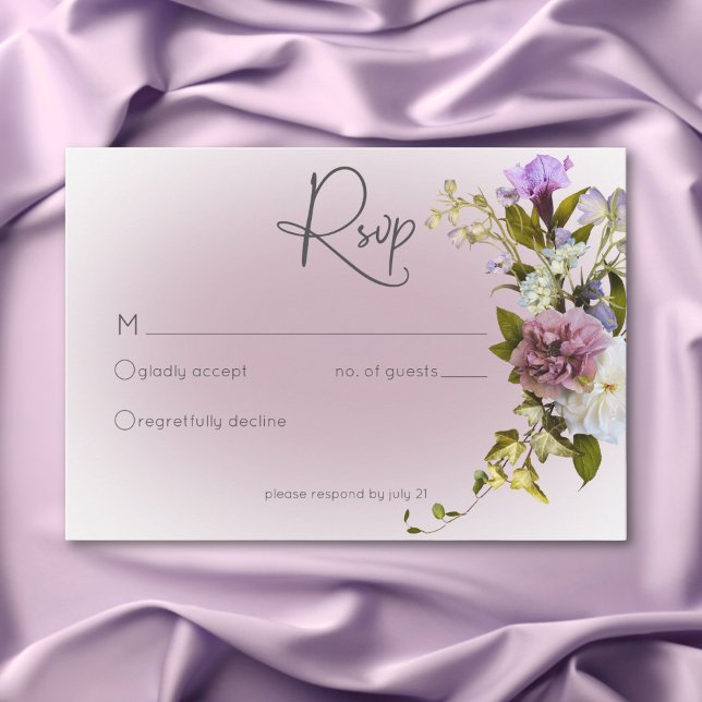 Romantisk vit och Lila Blommigt Modern Bröllop OSA Kort (Romantic White & Purple Floral Modern Wedding RSVP Card)