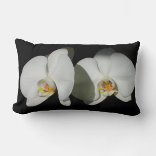 Romantisk vit Orchids, foto av tropisk blommigt Lumbarkudde