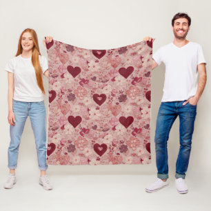 Romantiska broderade hjärtan och blommönster fleecefilt