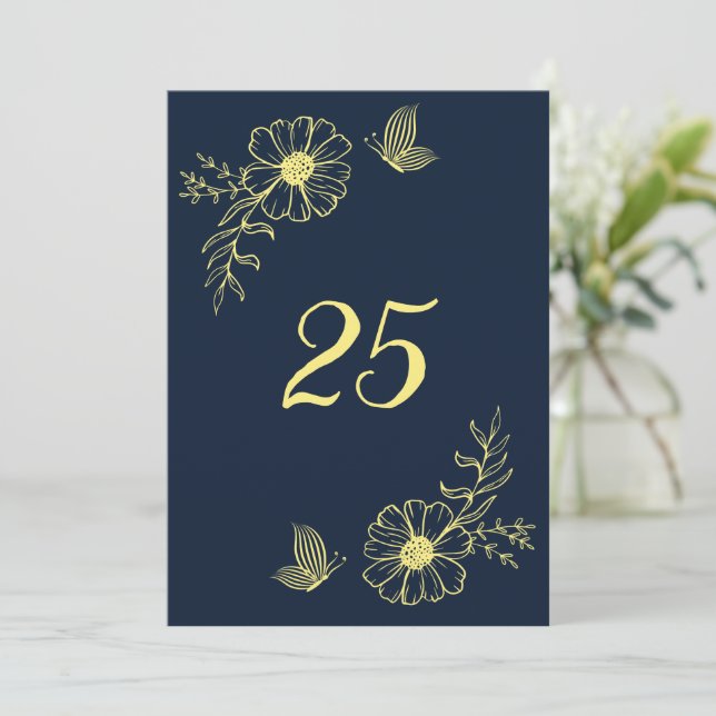 Romantiska elegant guld-bordsnumret för blomsterfl inbjudningar (Stående Fram)