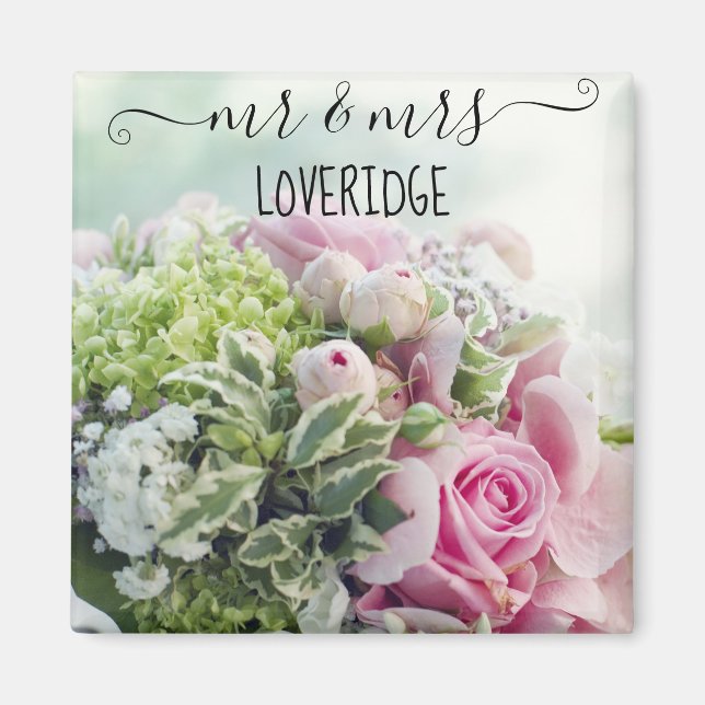 Romantiska herr- och fru-rosa rosblommiga bröllop magnet (Framsidan)