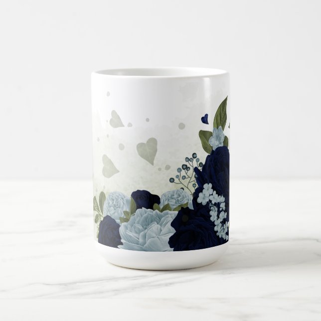 Romantiska marinblå & dammiga blå blommor grönska kaffemugg (Center)