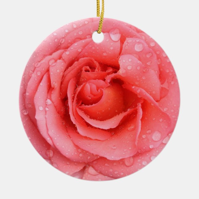 Romantiska röda rosa ros vatten droppar julgransprydnad keramik (Framsidan)