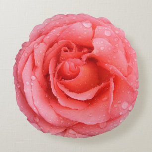 Romantiska röda rosa ros vatten droppar rund kudde