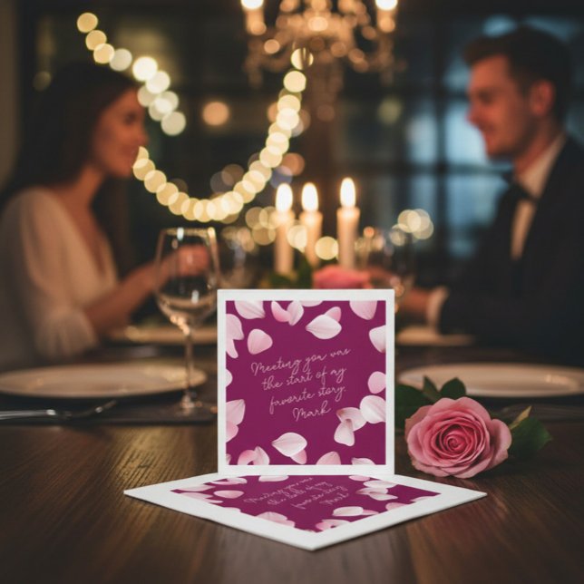 Romantiska rosa kronblad Kärleksnot  Pappersservett (Skapare uppladdad)