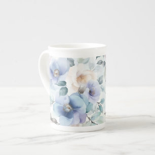 Romantiska vackra lavendel lila vita blommor benporslin mugg