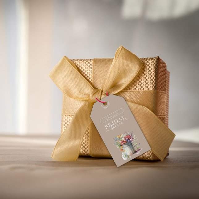 Romantiska vårblommor vas bröllopsdusch presentetikett (Skapare uppladdad)