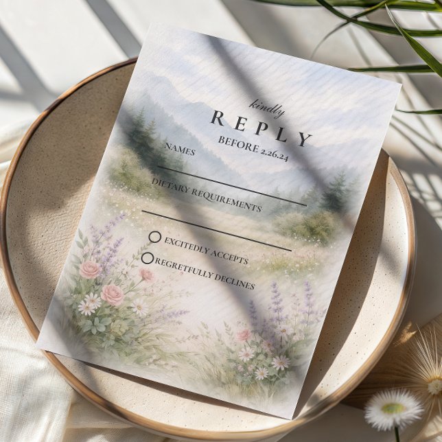 Romantiskt dimmigt skogsbröllop i bergen OSA kort (Skapare uppladdad)