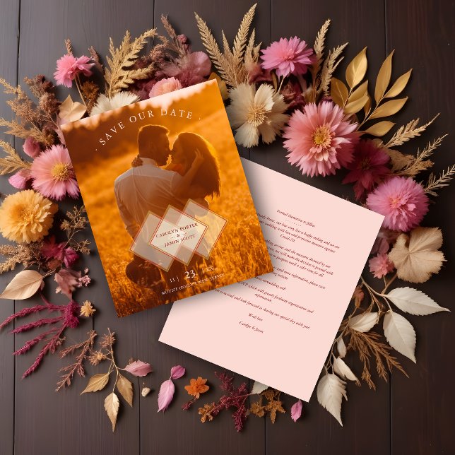 Romantiskt foto med genomskinlighetseffekt för bil (Inexpensive Nice Transparency Effect Romantic Couple Photo Save the Date with Envelope.)