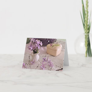 Romantiskt Lilacs-mappat anteckningskort