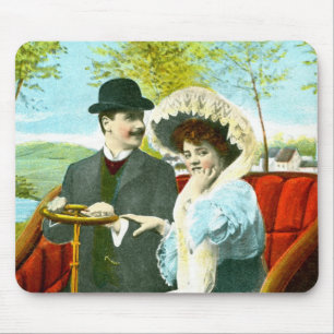 Romantiskt par i vintagen musmatta