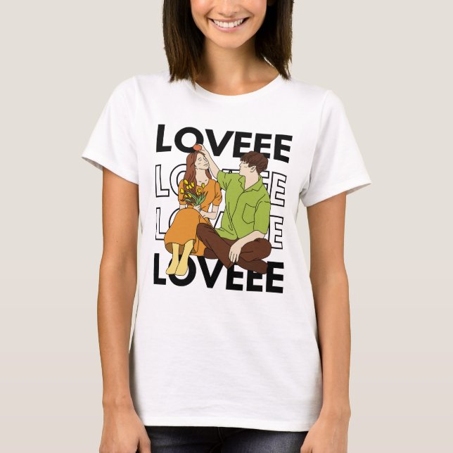 Romantiskt Par Loveee Text Grafisk Design T Shirt (Framsida)