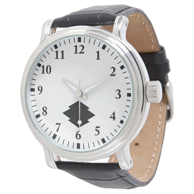 Rombisk tallbark armbandsur (Vinklad)