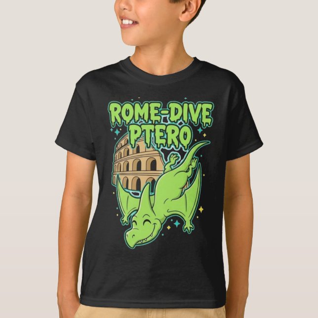Rome-Dive Ptero Cute Dinosaur & Colosseum Travel A T Shirt (Framsida)
