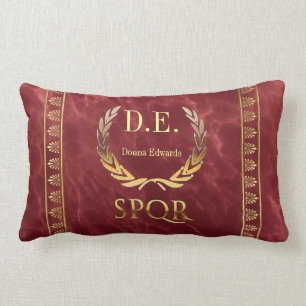 Romersk Monogram Lumbarkudde