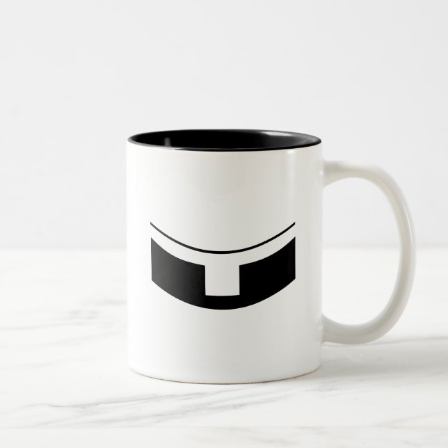 Romsk katolsk präst Två-Tonad mugg (Höger)