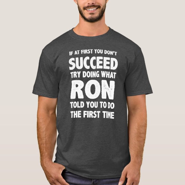 Ron Personlig Namn Birthday Gift Funny T Shirt (Framsida)
