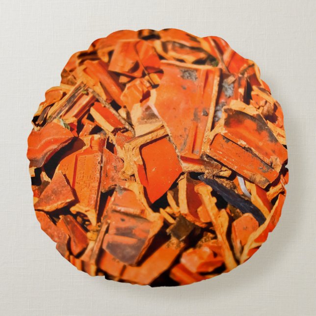 Roof tiles brick red roof panels rund kudde (Framsidan)