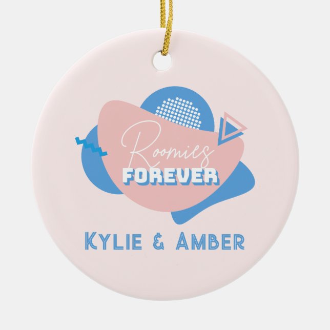 Roommate Gift "Roomies Forever" Retro Anpassningsb Julgransprydnad Keramik (Framsidan)