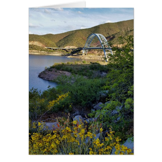 Roosevelt Sjö Bridge Arizona Gult Wildblommor Hälsningskort (Framsidan)