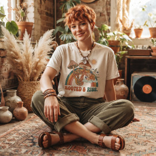 Rooted & Rise Boho Svamp Regnbåge T-Shirt