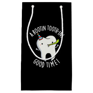 Rootin Toothin Bra Time Dental Tooth Pun Mörk BG