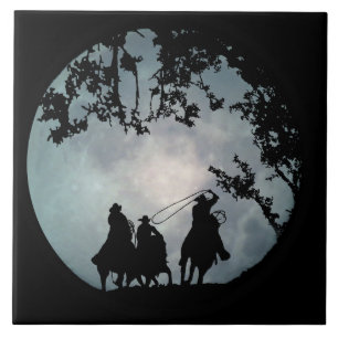 Roping Cowboys och Full Moon Art Tile Kakelplatta