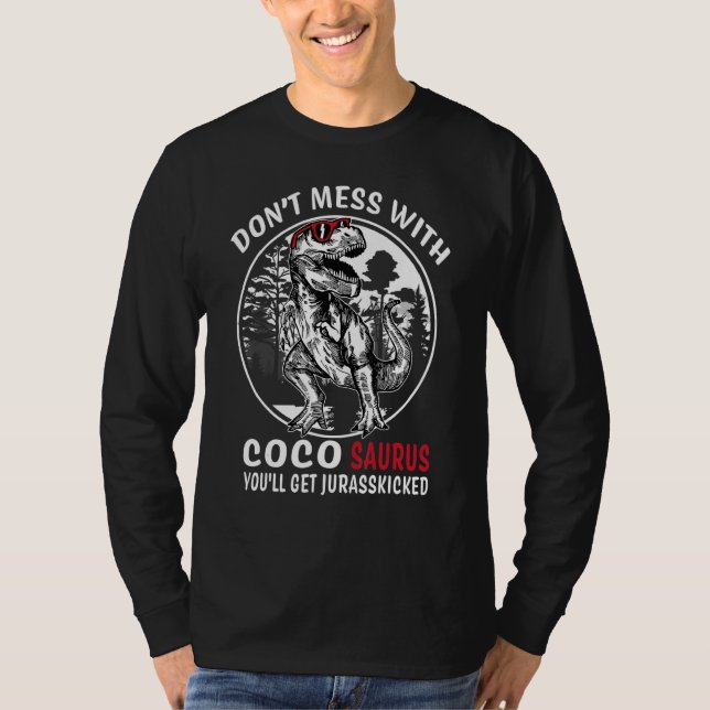 Rör inte Coco Saurus Jurasskicked   Mormor T Shirt (Framsida)