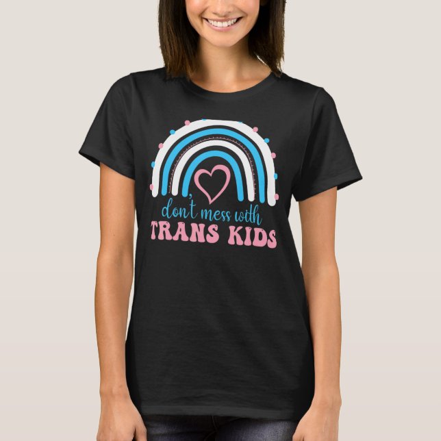 Rör Inte Transbarn Regnbåge Texas Skydda T Shirt (Framsida)