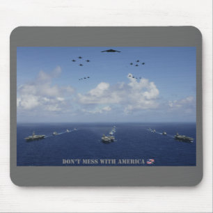 RÖRA INTE MED AMERIKA Mousepad Musmatta