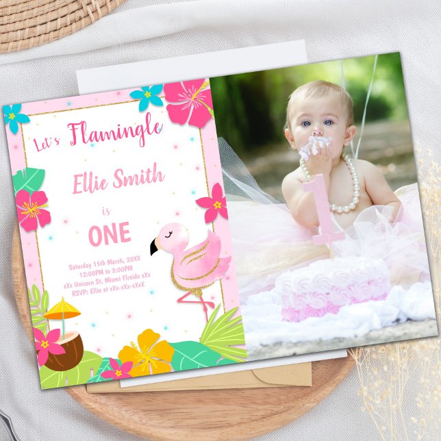 Rosa 1:a födelsedag Flamingo-inbjudan med foto Inbjudningar (Pink 1st Birthday Flamingo Invitations with photo)