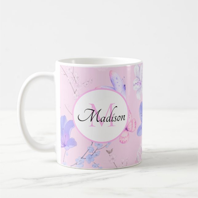 Rosa akvarellblommor fjärilar monogram kaffemugg (Vänster)