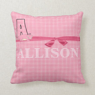Rosa Alligator Barn Monogrammed ’A’ Kudde