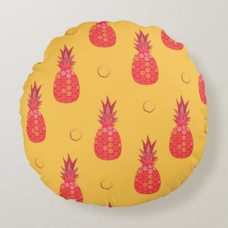 Rosa ananas på orangens bakgrund. Sömlös papp Rund Kudde