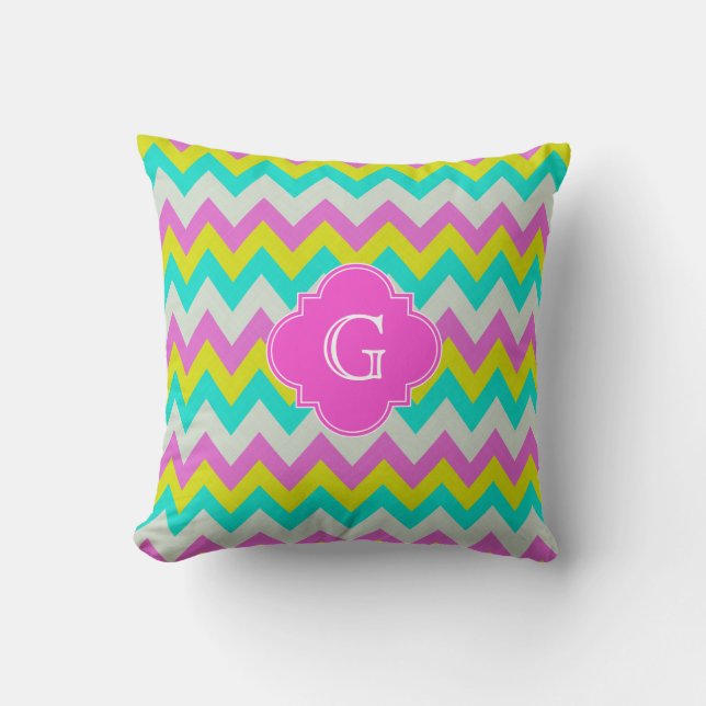Rosa Aqua Gul Vit Chevron Fyrklöver Monogram Kudde (Framsida)