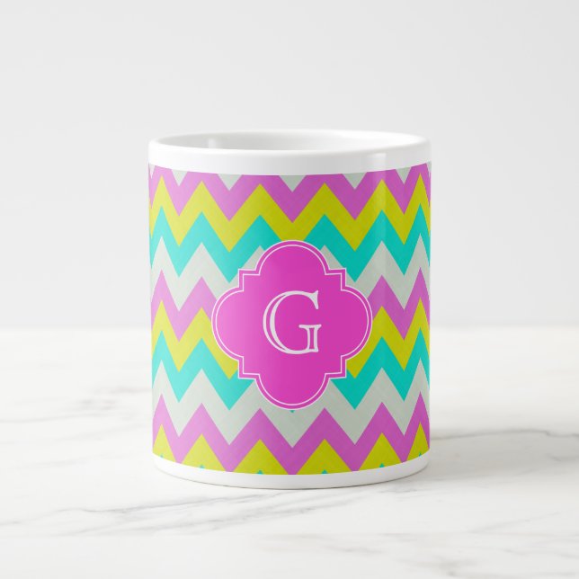 Rosa Aqua Gult Wht Chevron Quatrefoil Monogram Jumbo Mugg (Framsidan)