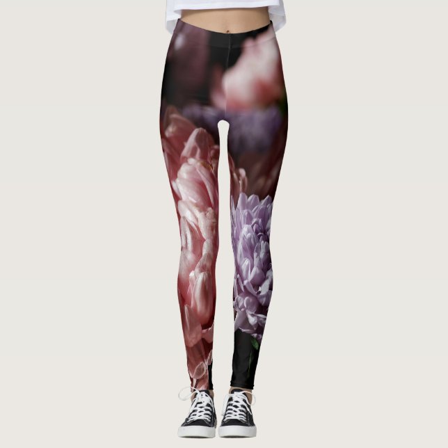 Rosa Aster Bouquet: Baroque Lighting. Leggings (Framsida)