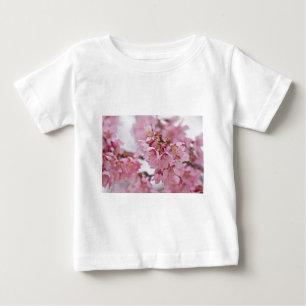 Rosa av Bleken för Blommar av Sakura Cherry Tee Shirt