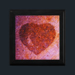 rosa av korall minnesask<br><div class="desc">Anpassa lilan i hjärtat i kärlek Anpassa lilan i hjärtat i kärlek från Sandy Closs Valentine, Valentineser, "Alla hjärtans dag", Red Heart, lila, kärlek, hjärta, älskare, bröllop, bröllop, Romantik, Anpassningsbar eller Redo precis som det kommer: Anpassa med din egen namn, mönster, design, offert, monogram eller fotografi. Använda coola, bilder, grafik...</div>