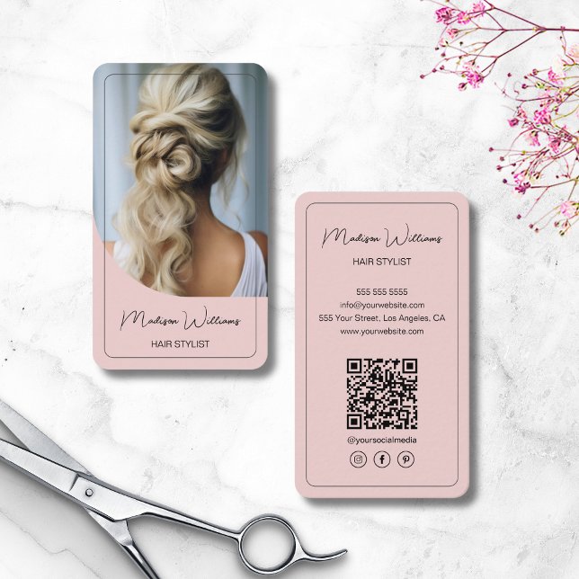 Rosa av modern Hair Stylist Salon Visitkort (Modern Script Hair Stylist Salon Pink Business Card)
