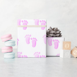 Rosa Baby Feet On White Presentpapper