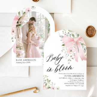 Rosa baby i blom Floral babyfirande båge Inbjudningar