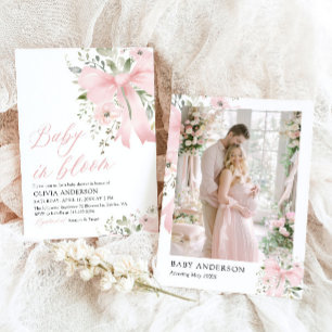Rosa baby i blommande blomster flicka baby shower inbjudningar