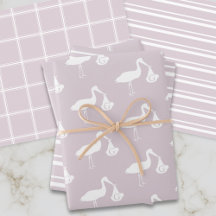 Rosa babybjudningsstorkleverans monogram