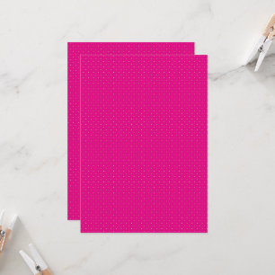 rosa bakgrund med vitt polka dots inbjudningar