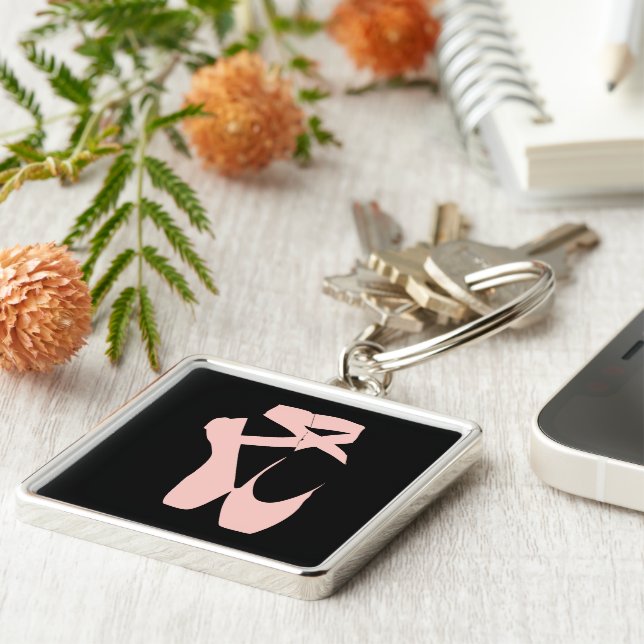 Rosa balettskor fyrkantig silverfärgad nyckelring (Sidan)