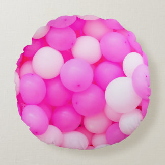 Rosa Ballonger Festive Background Design. Rund Kudde